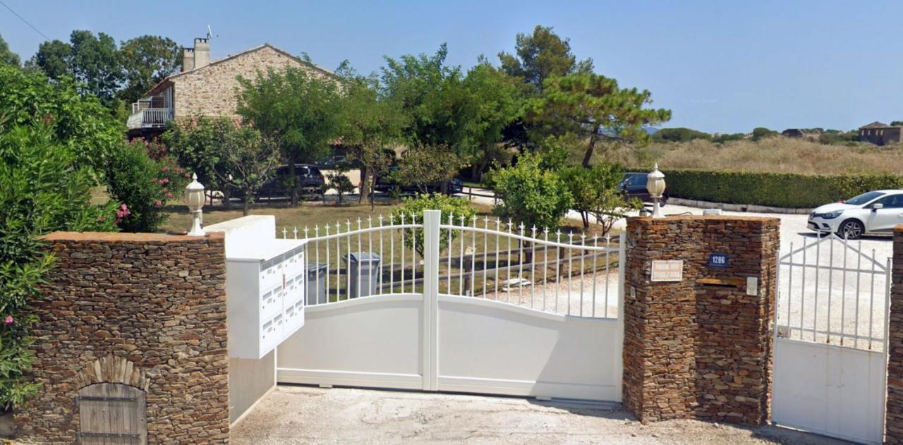 Grand Studio A 5Mns De La Plage Des Salins Hyères Exterior foto